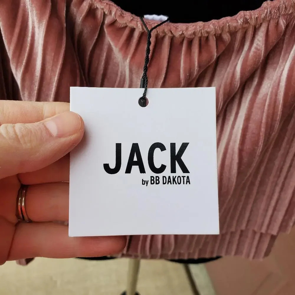 NWT JACK by BB DAKOTA Touch of Velvet Pink Camisole Tank Size Medium - Picture 6 of 13